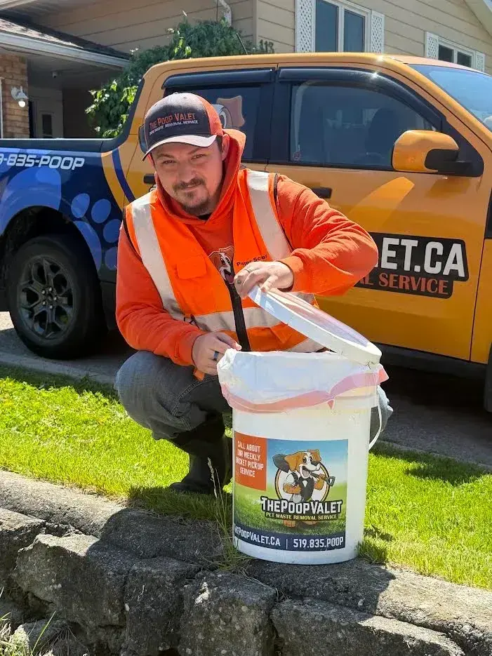 U-Fill bucket dog poop removal service in Kitchener, Waterloo, Cambridge and Guelph